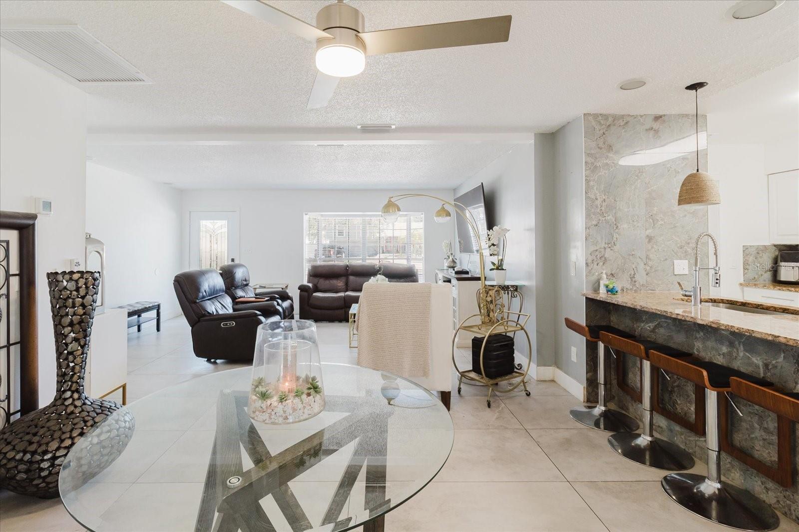 Image 22 of 100 For 7008 Mintwood Court