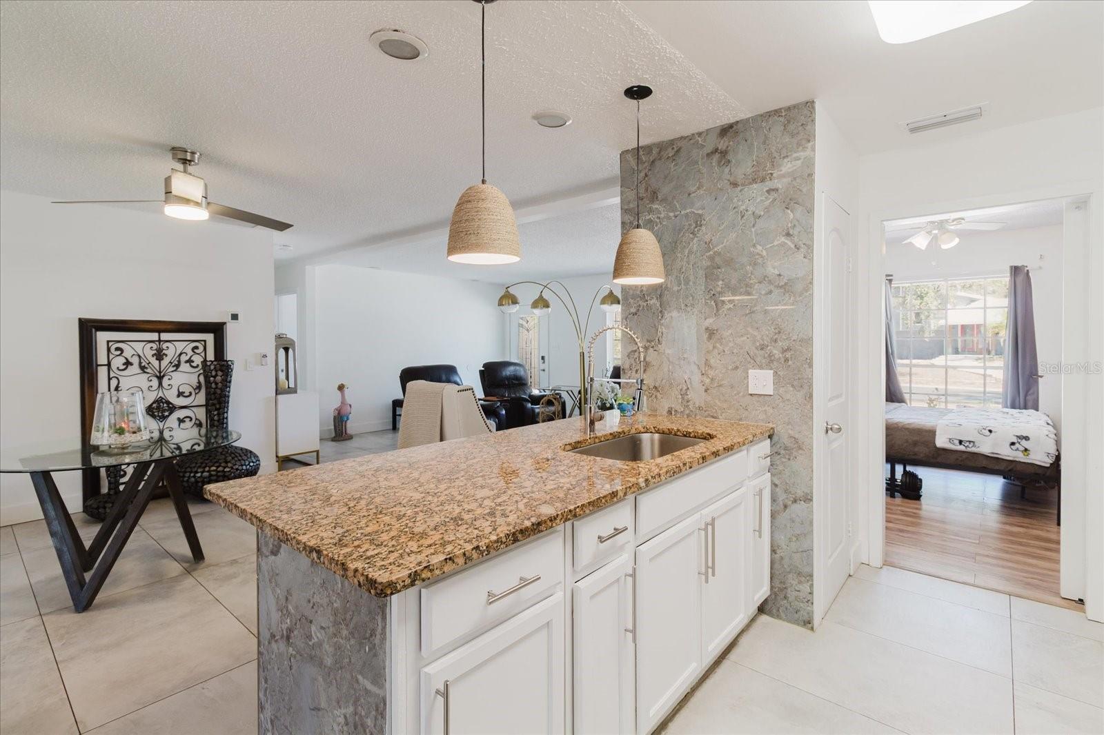 Image 27 of 100 For 7008 Mintwood Court