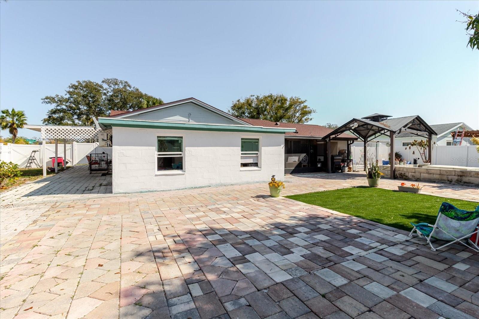 Image 43 of 100 For 7008 Mintwood Court