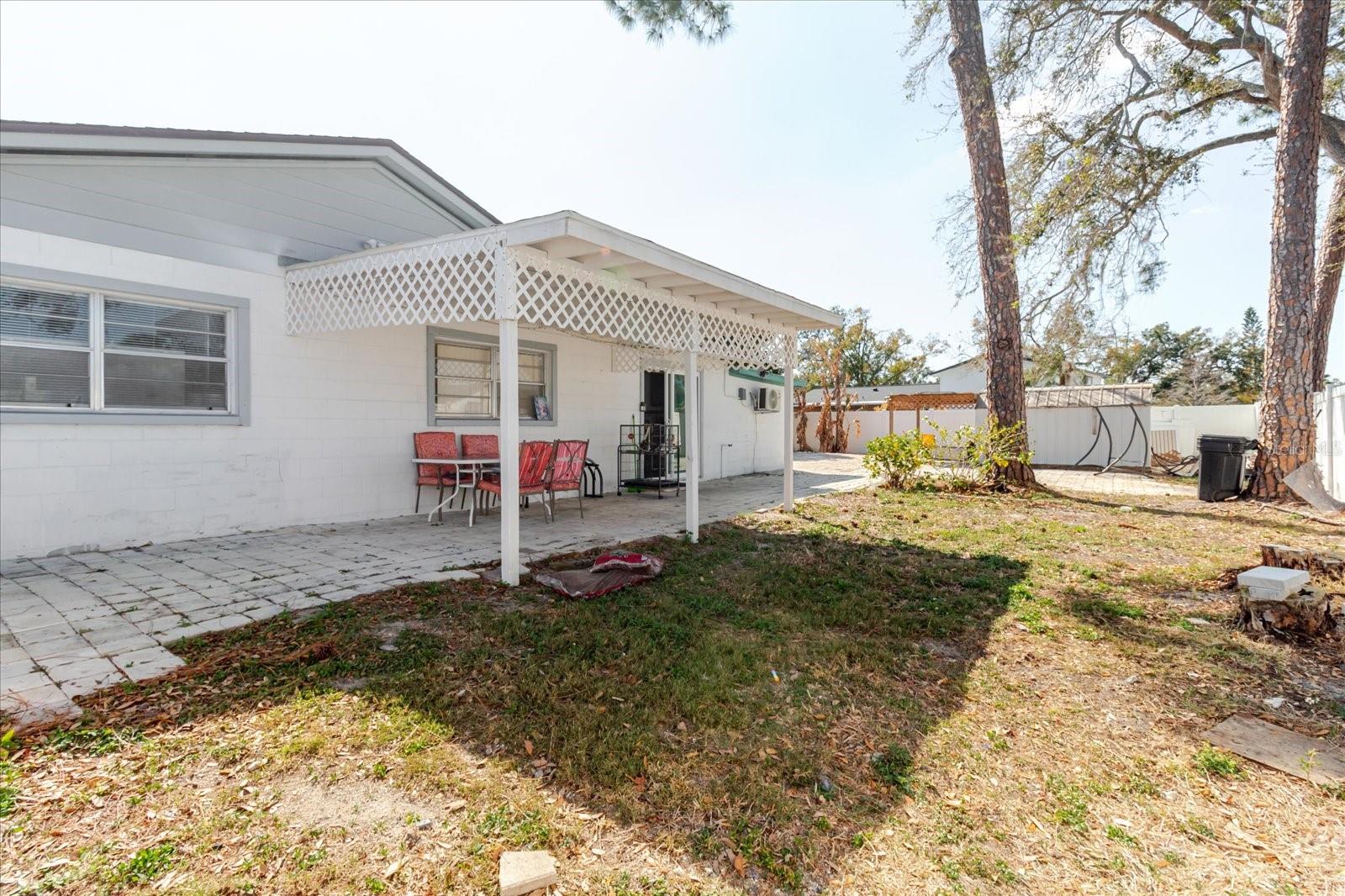 Image 61 of 100 For 7008 Mintwood Court