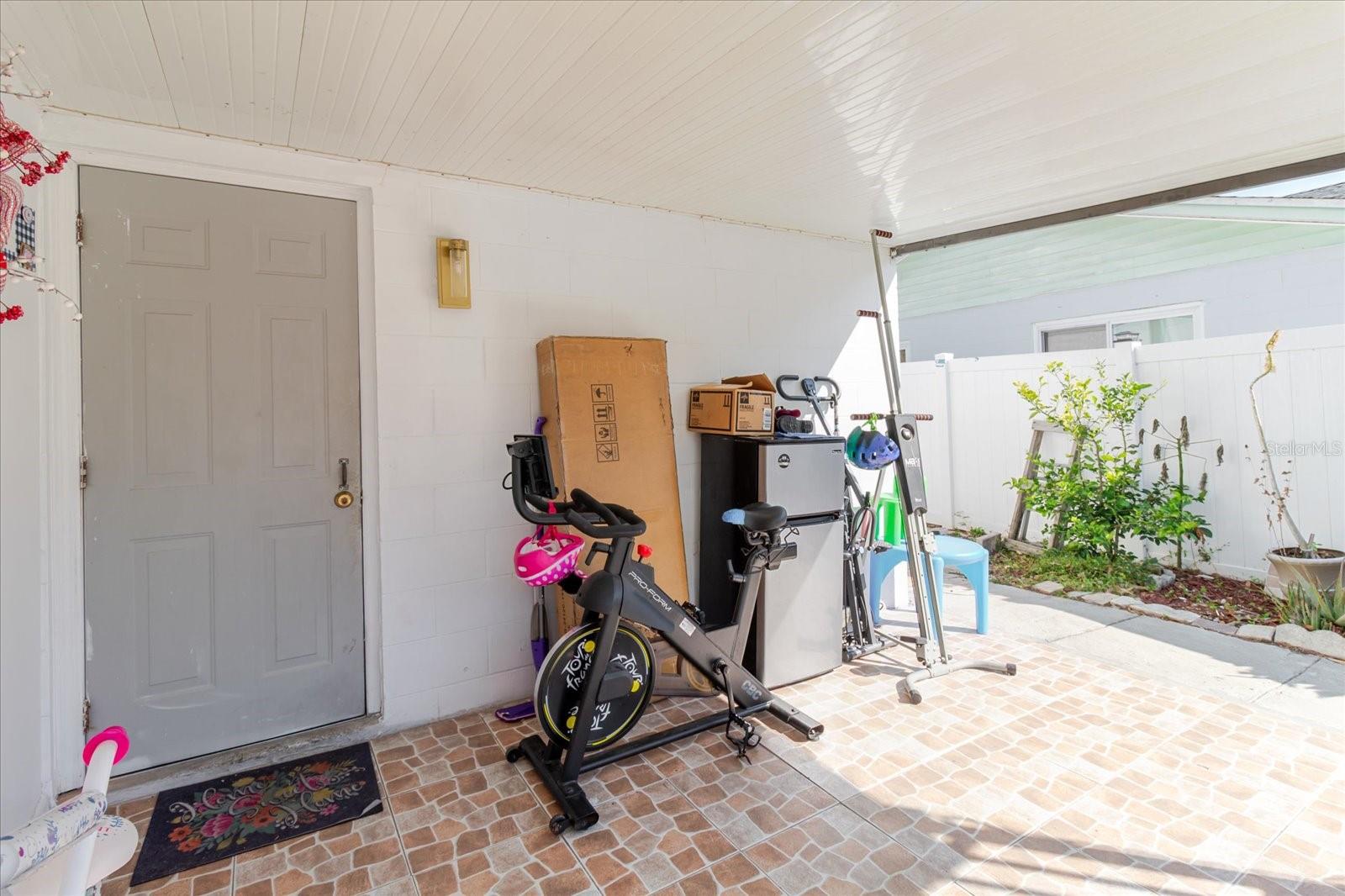 Image 68 of 100 For 7008 Mintwood Court