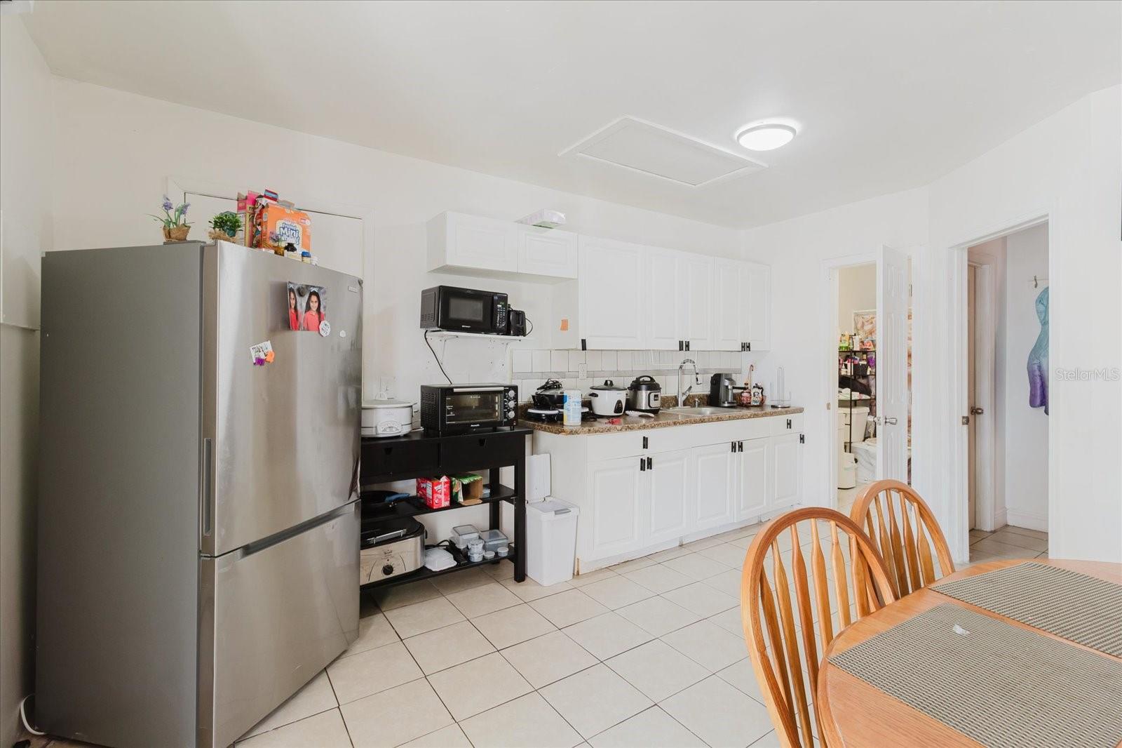 Image 69 of 100 For 7008 Mintwood Court