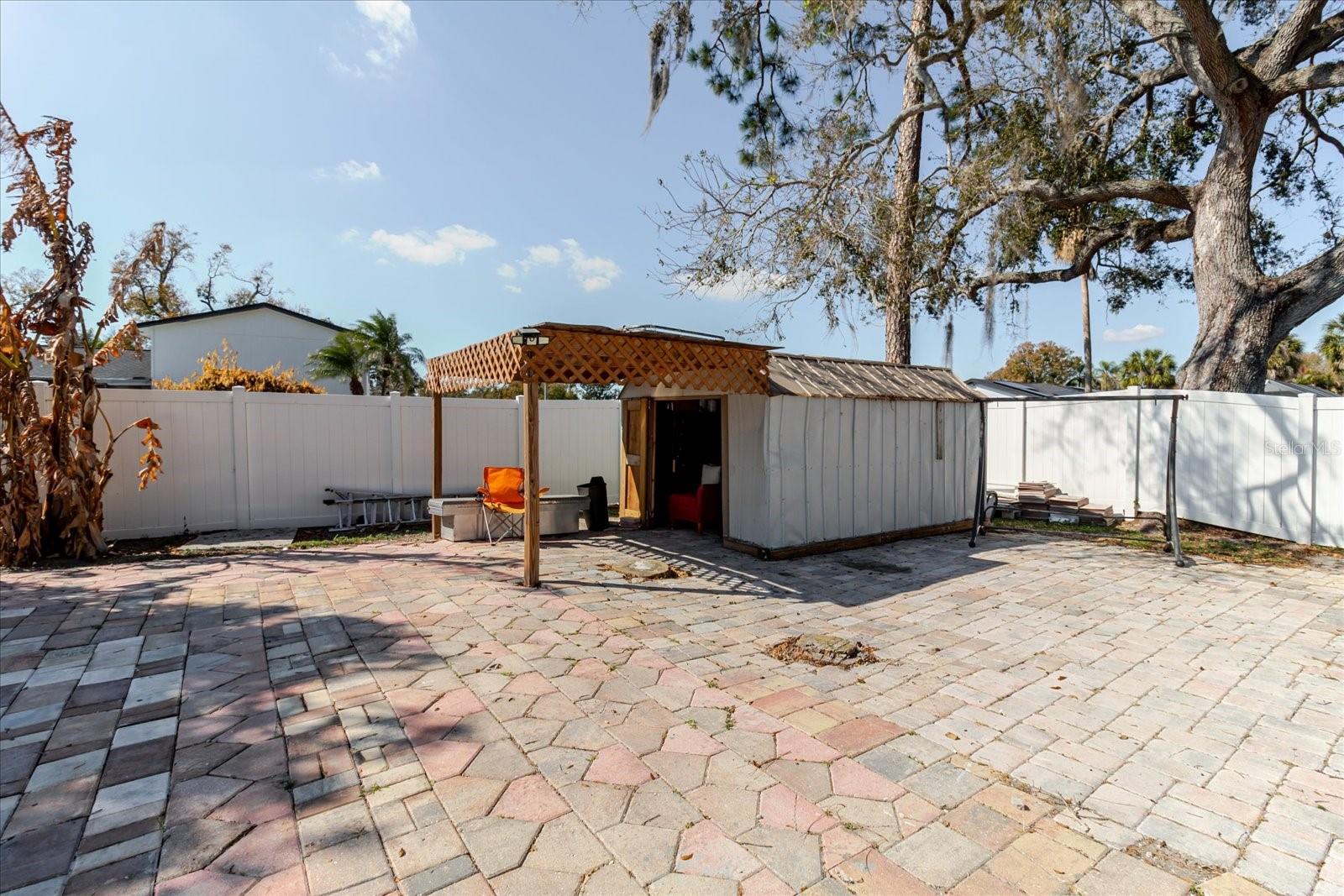 Image 88 of 100 For 7008 Mintwood Court