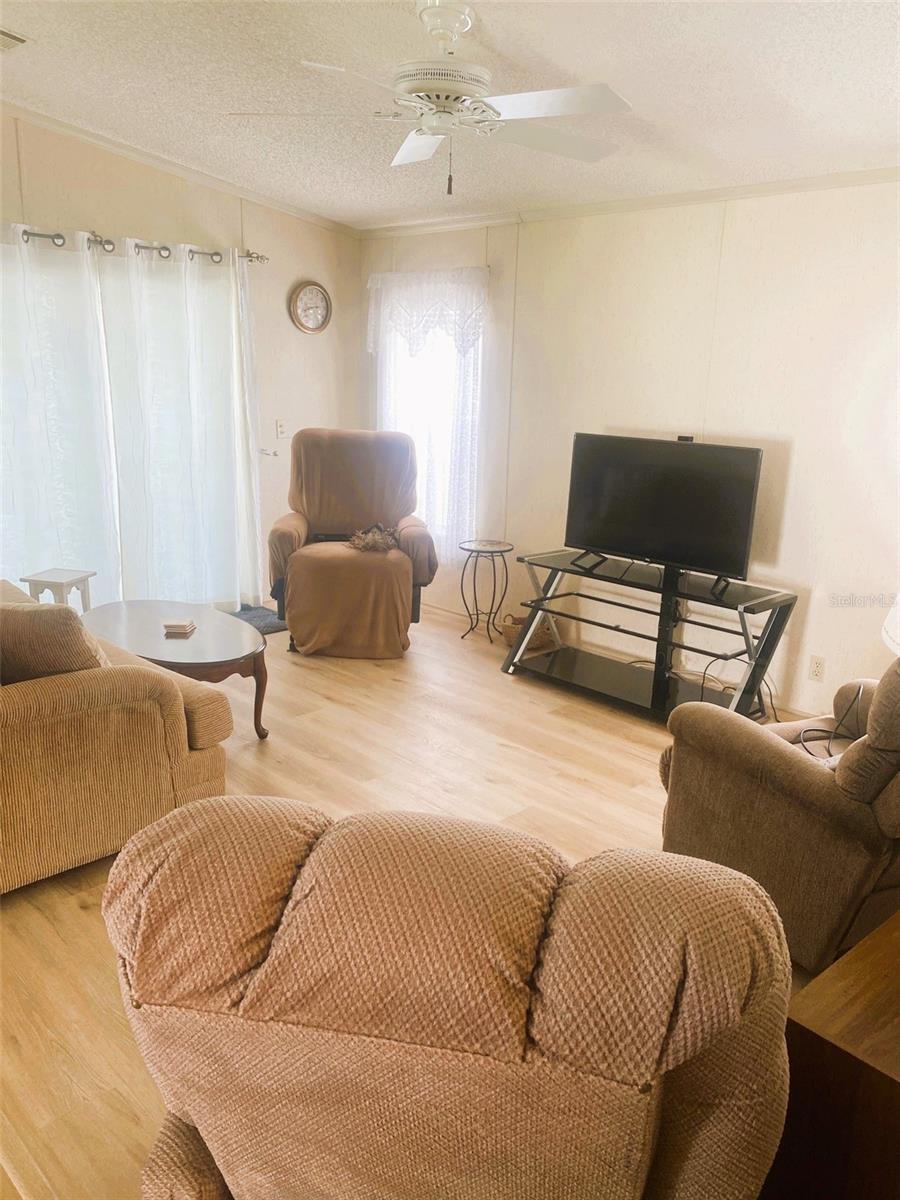 Image 16 of 23 For 38210 Williams Aire Street