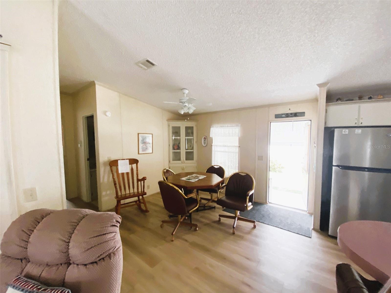 Image 17 of 23 For 38210 Williams Aire Street