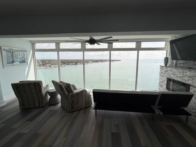 Image 6 of 24 For 7200 Sunshine Skyway Lane S 15f