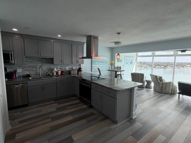 Image 7 of 24 For 7200 Sunshine Skyway Lane S 15f