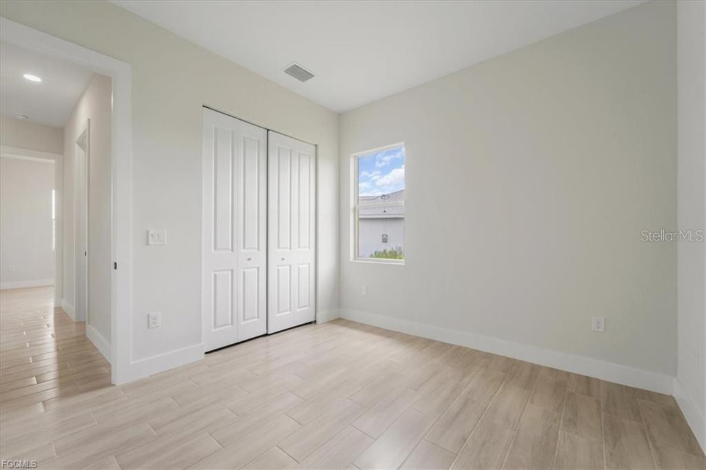 Image 30 of 60 For 430 Mercedes Court