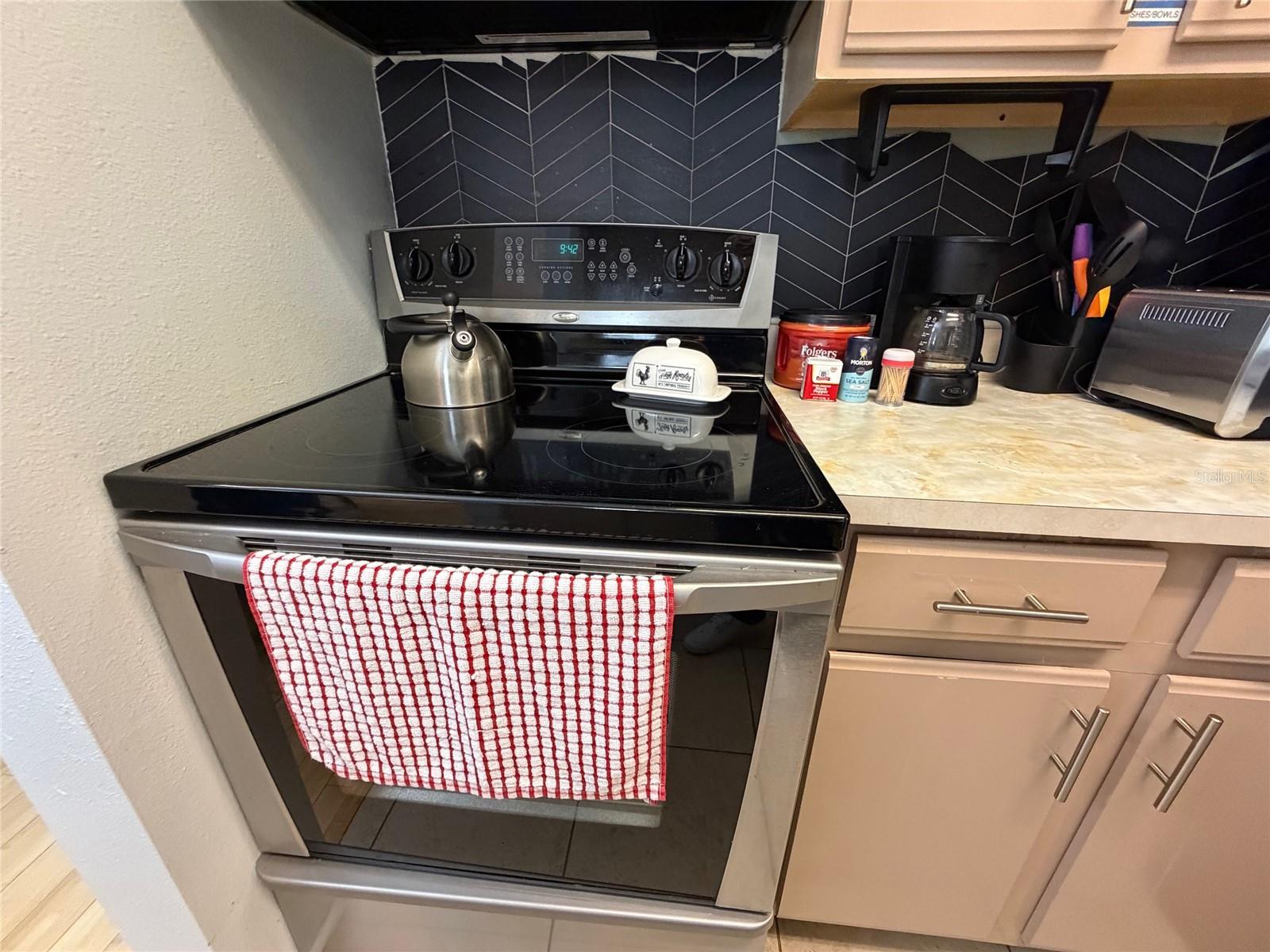 Image 14 of 54 For 1230 Missouri Avenue 711