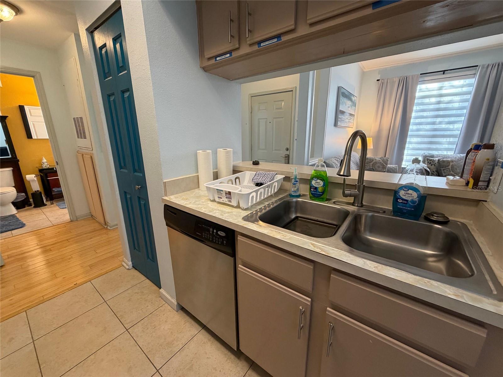 Image 17 of 54 For 1230 Missouri Avenue 711