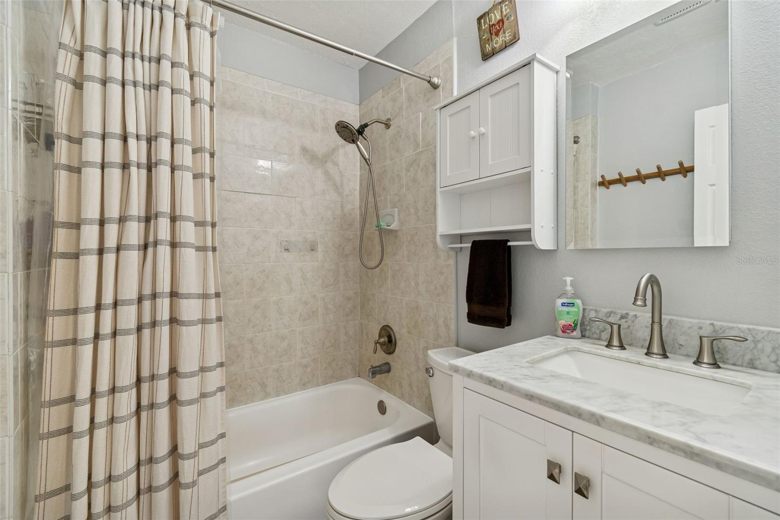 Image 17 of 31 For 3461 Beechwood Terrace N