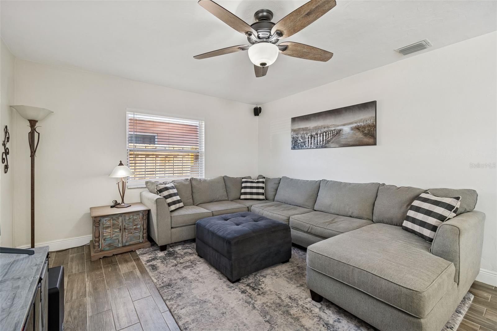 Image 4 of 31 For 3461 Beechwood Terrace N