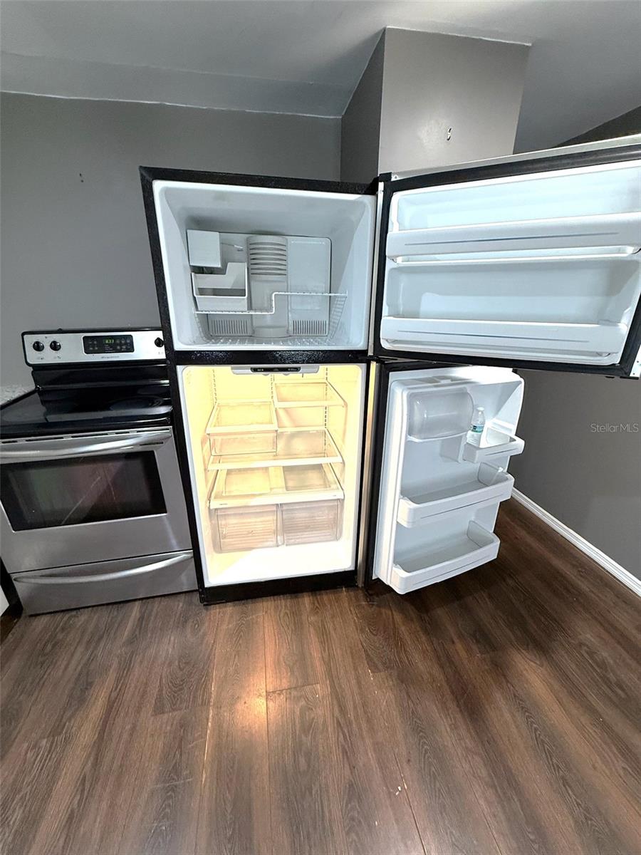 Image 10 of 18 For 12840 Seminole Boulevard