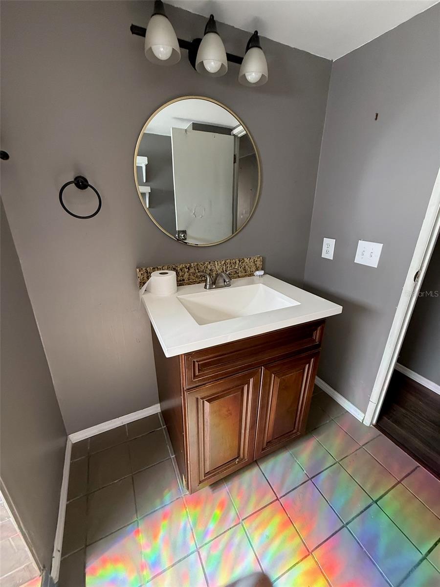 Image 13 of 18 For 12840 Seminole Boulevard