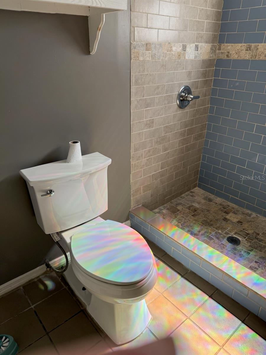 Image 14 of 18 For 12840 Seminole Boulevard