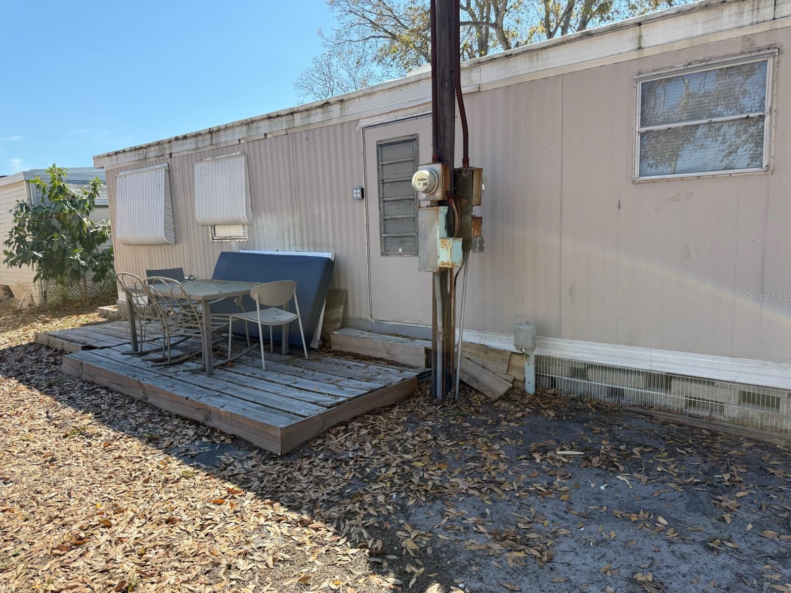 Image 16 of 18 For 12840 Seminole Boulevard