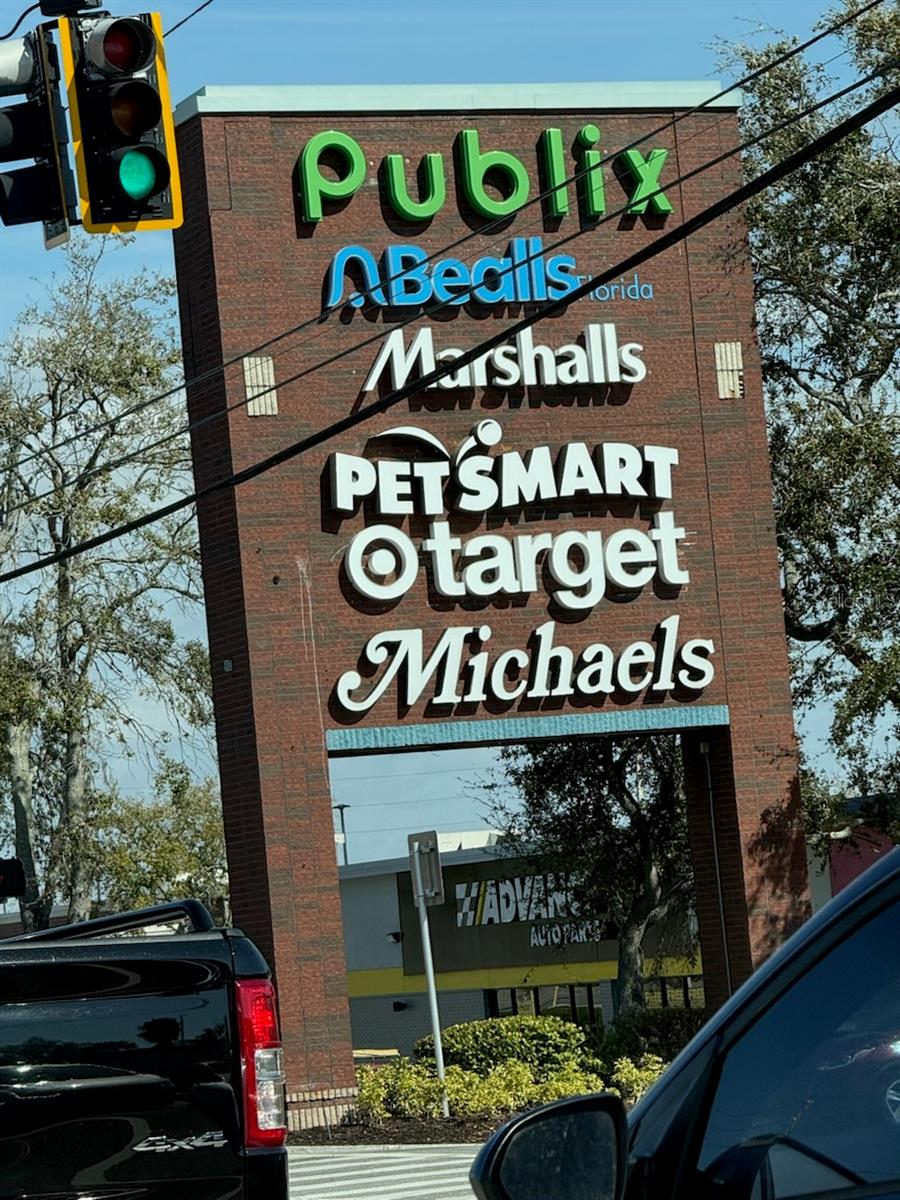 Image 17 of 18 For 12840 Seminole Boulevard