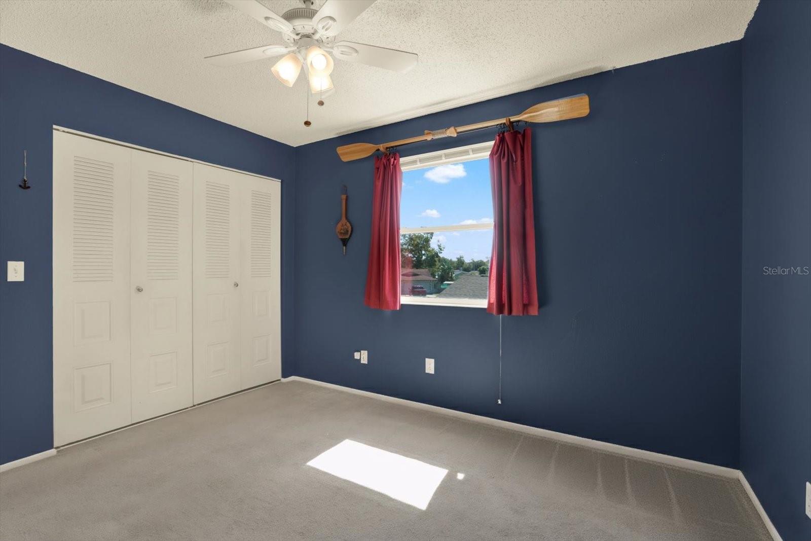 Image 35 of 52 For 2594 Knoll Street E