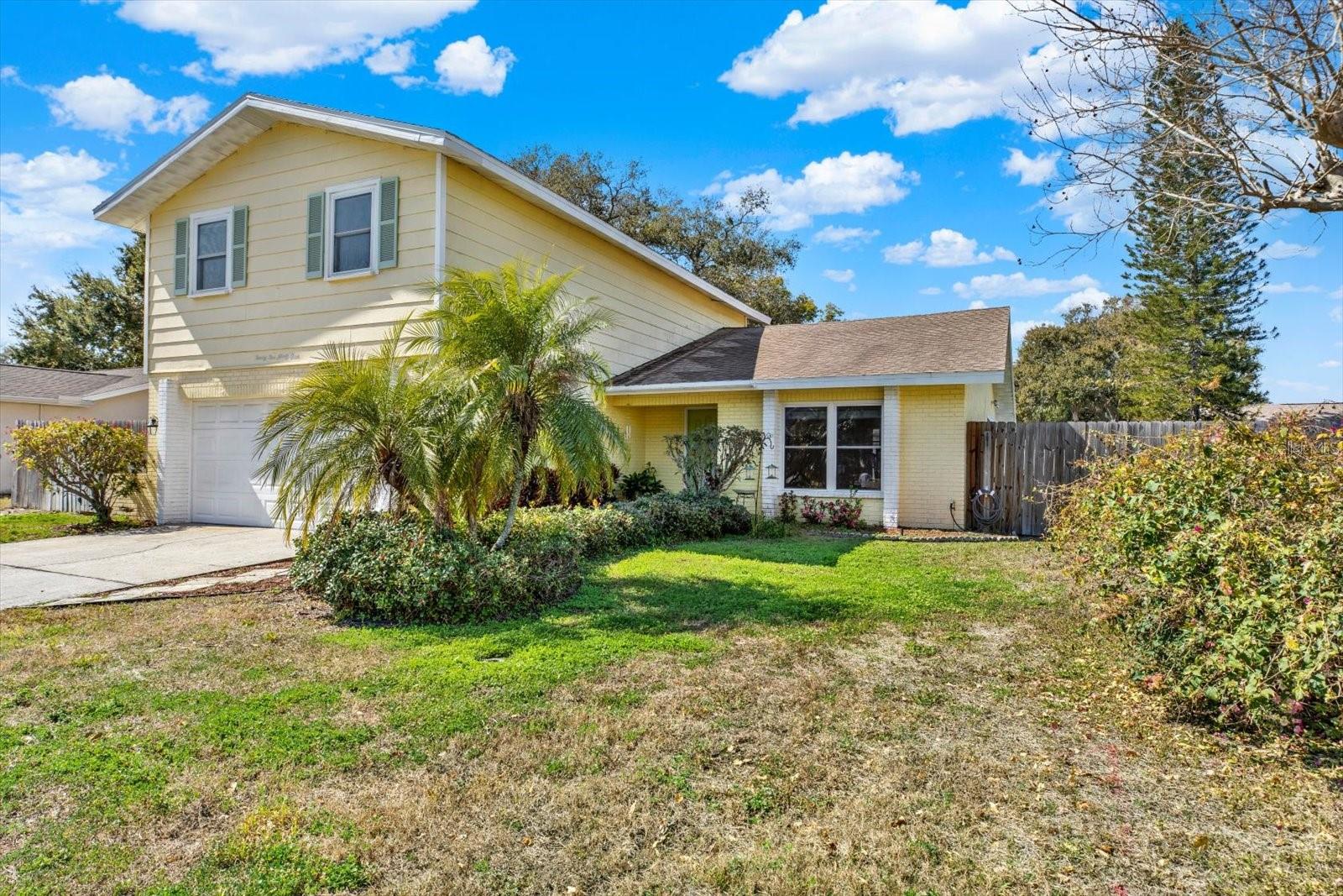 Image 43 of 52 For 2594 Knoll Street E