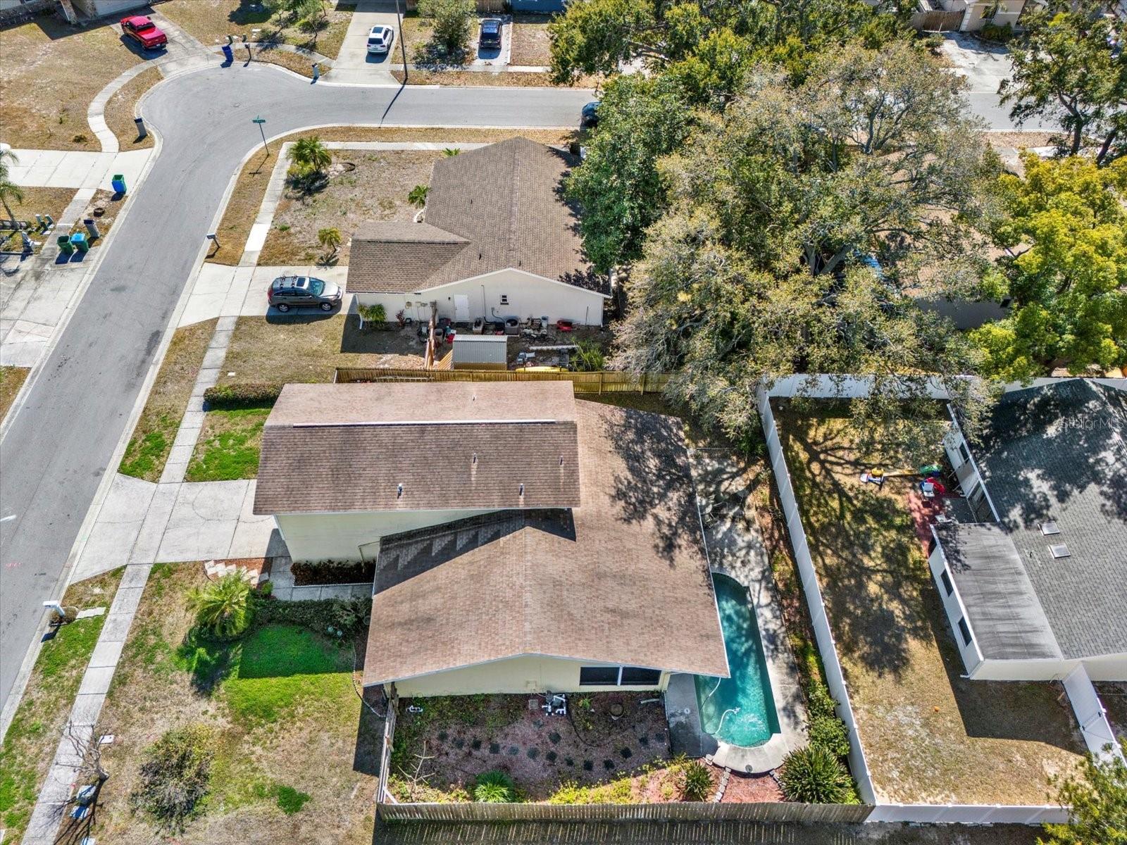 Image 48 of 52 For 2594 Knoll Street E