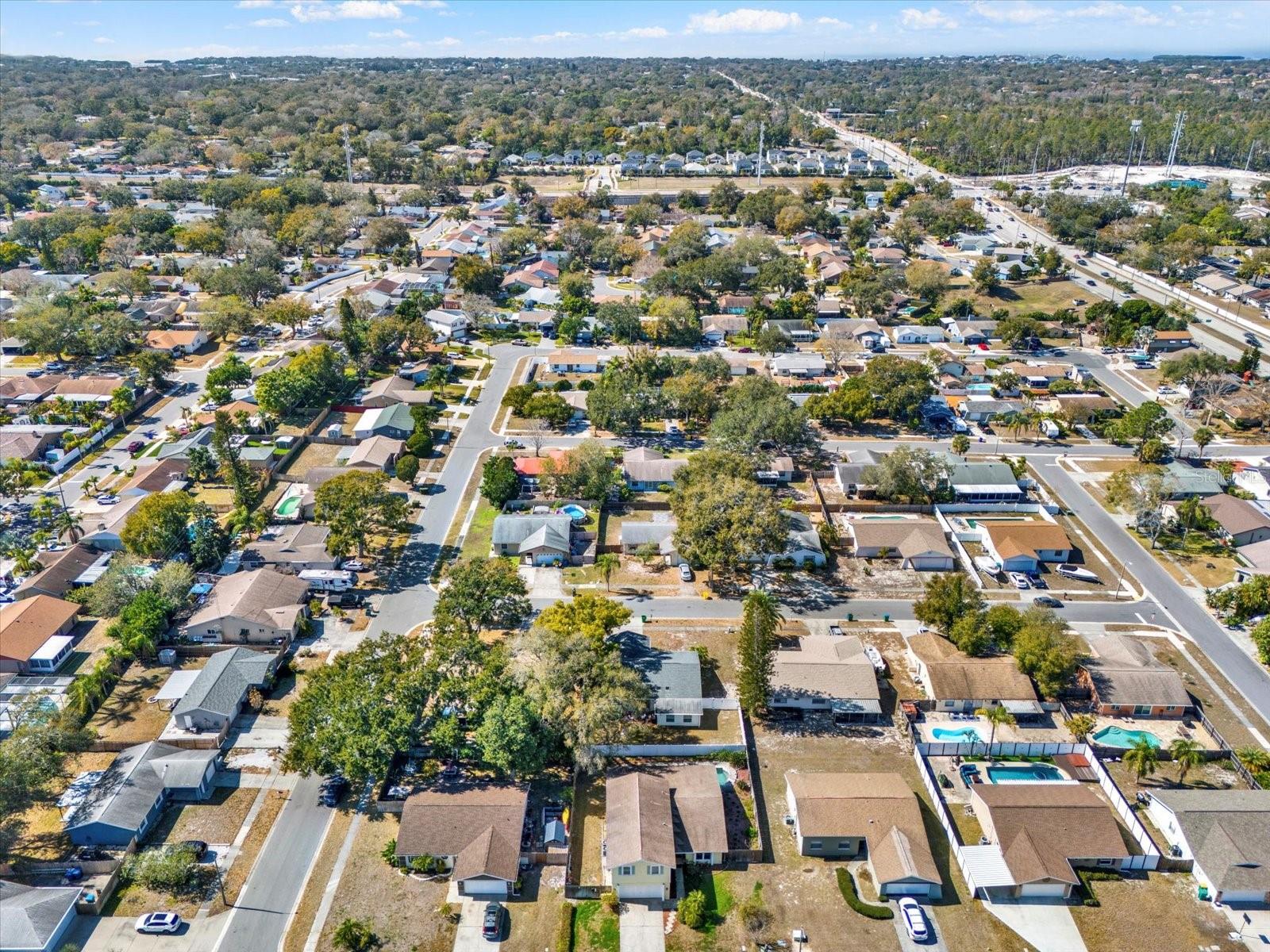 Image 51 of 52 For 2594 Knoll Street E