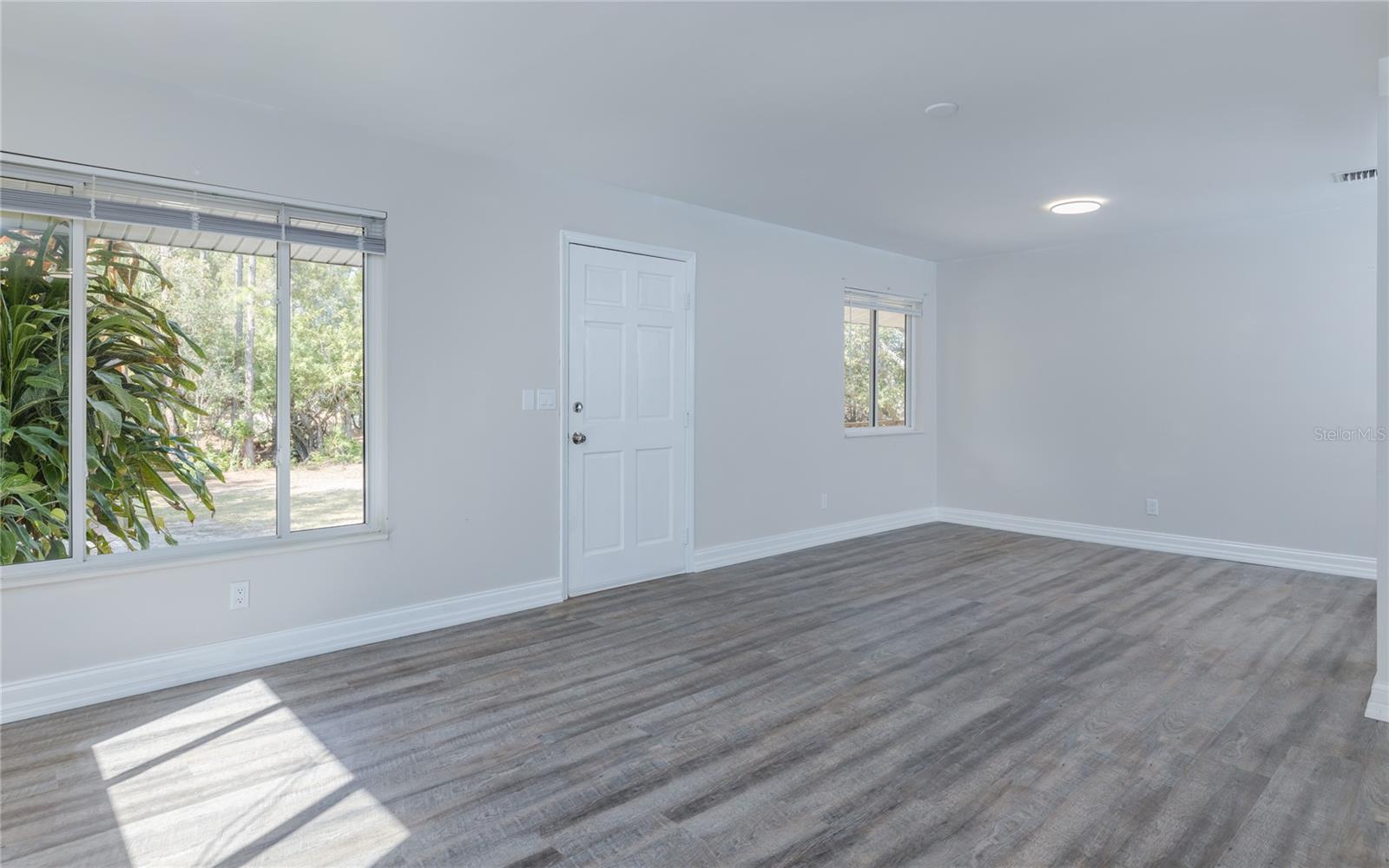 Image 4 of 26 For 9949 Councilor Lane