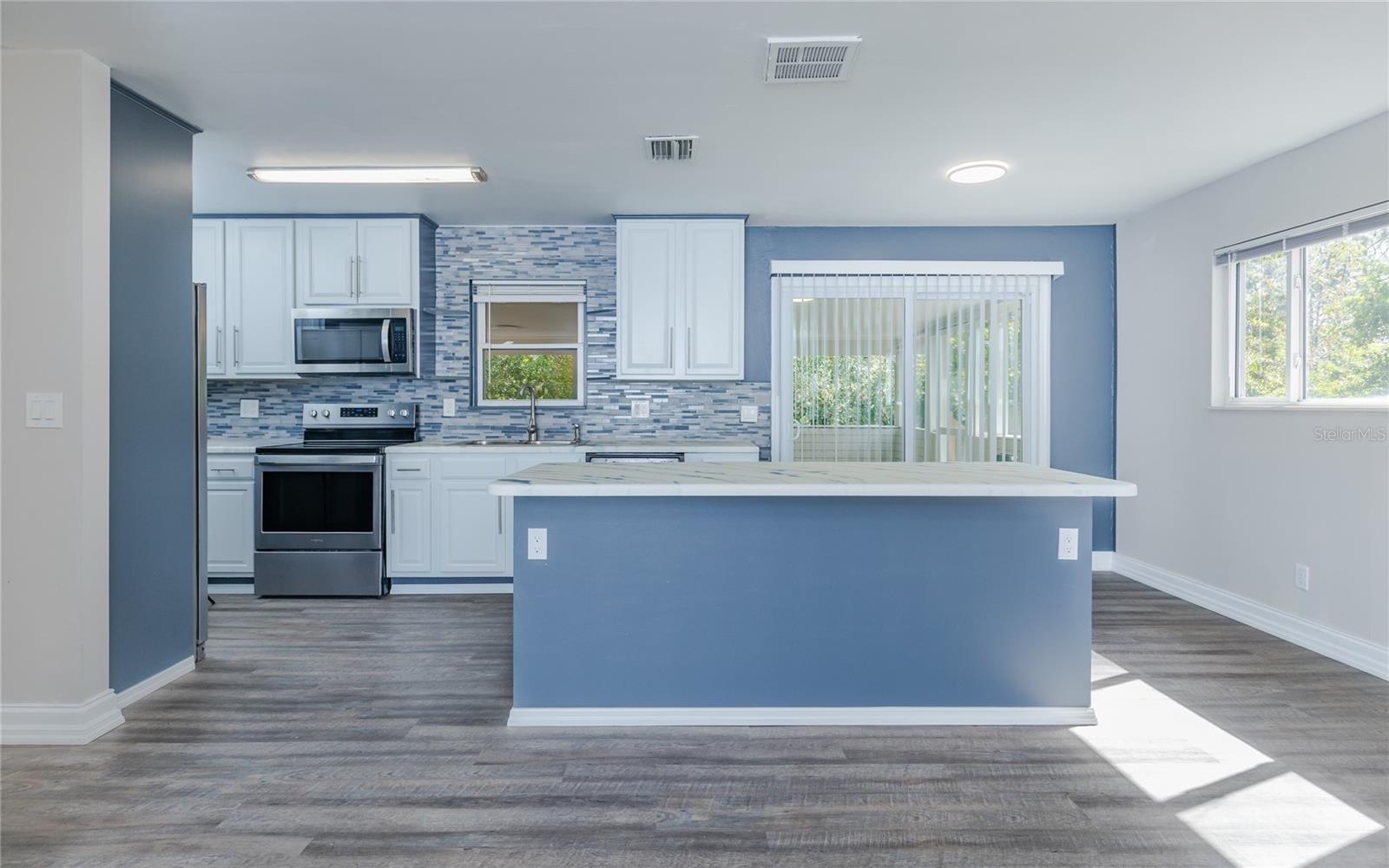 Image 6 of 26 For 9949 Councilor Lane