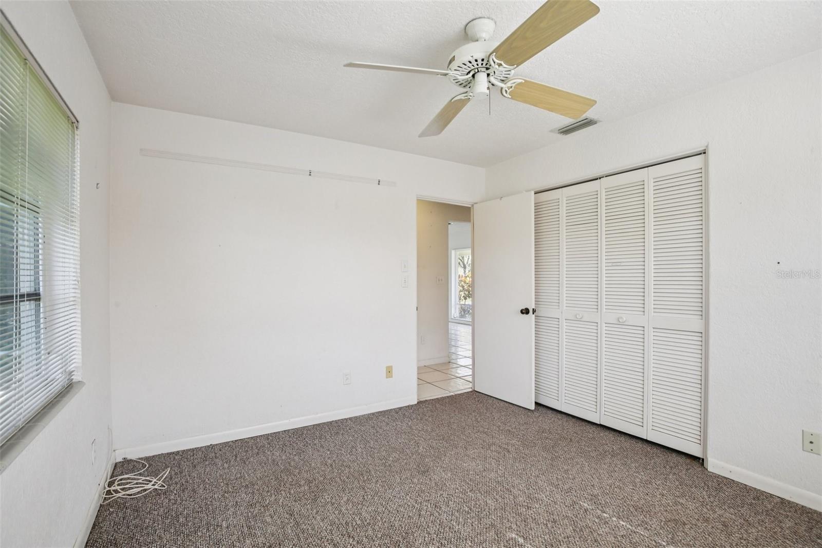 Image 21 of 62 For 2321 Premier Drive S