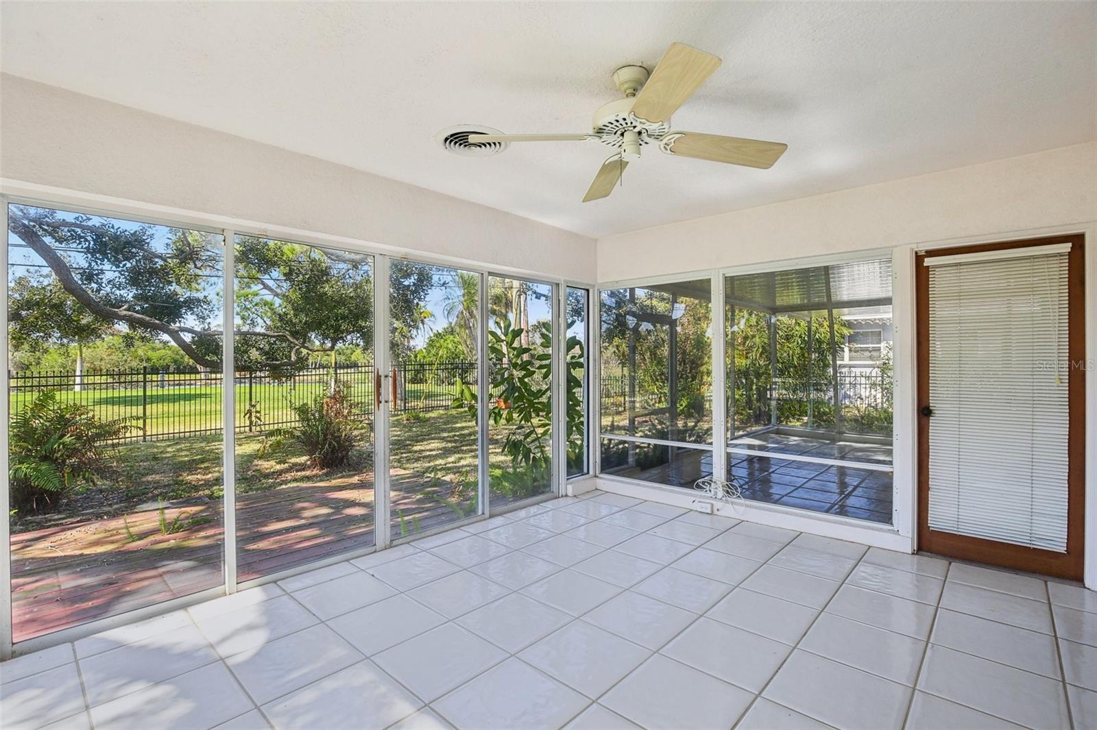 Image 32 of 62 For 2321 Premier Drive S