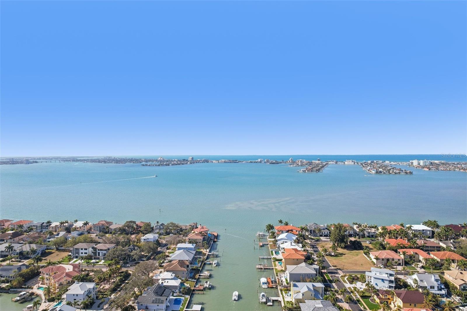 Image 44 of 62 For 2321 Premier Drive S