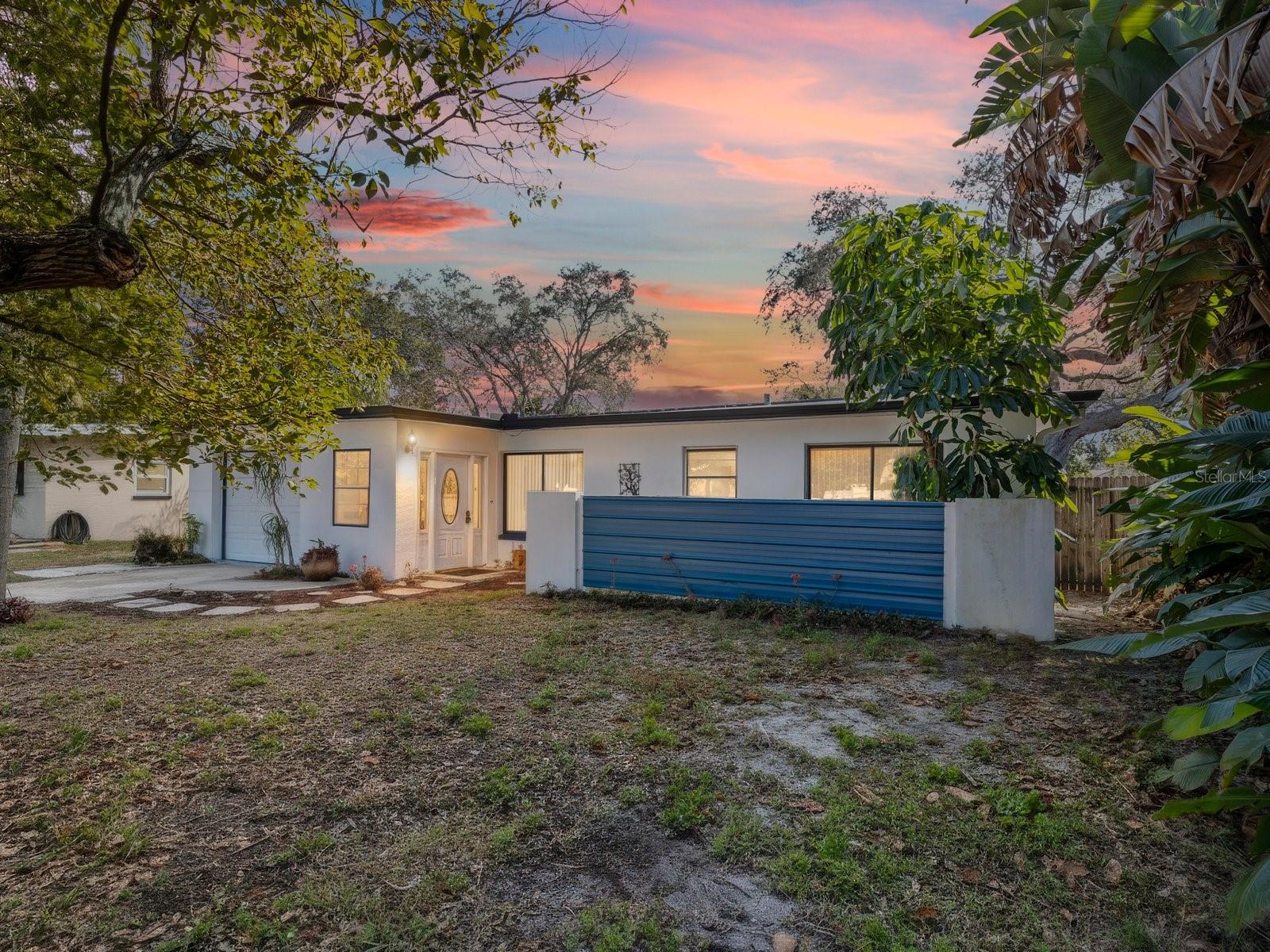 Details for 420 Crosswinds Drive, PALM HARBOR, FL 34683