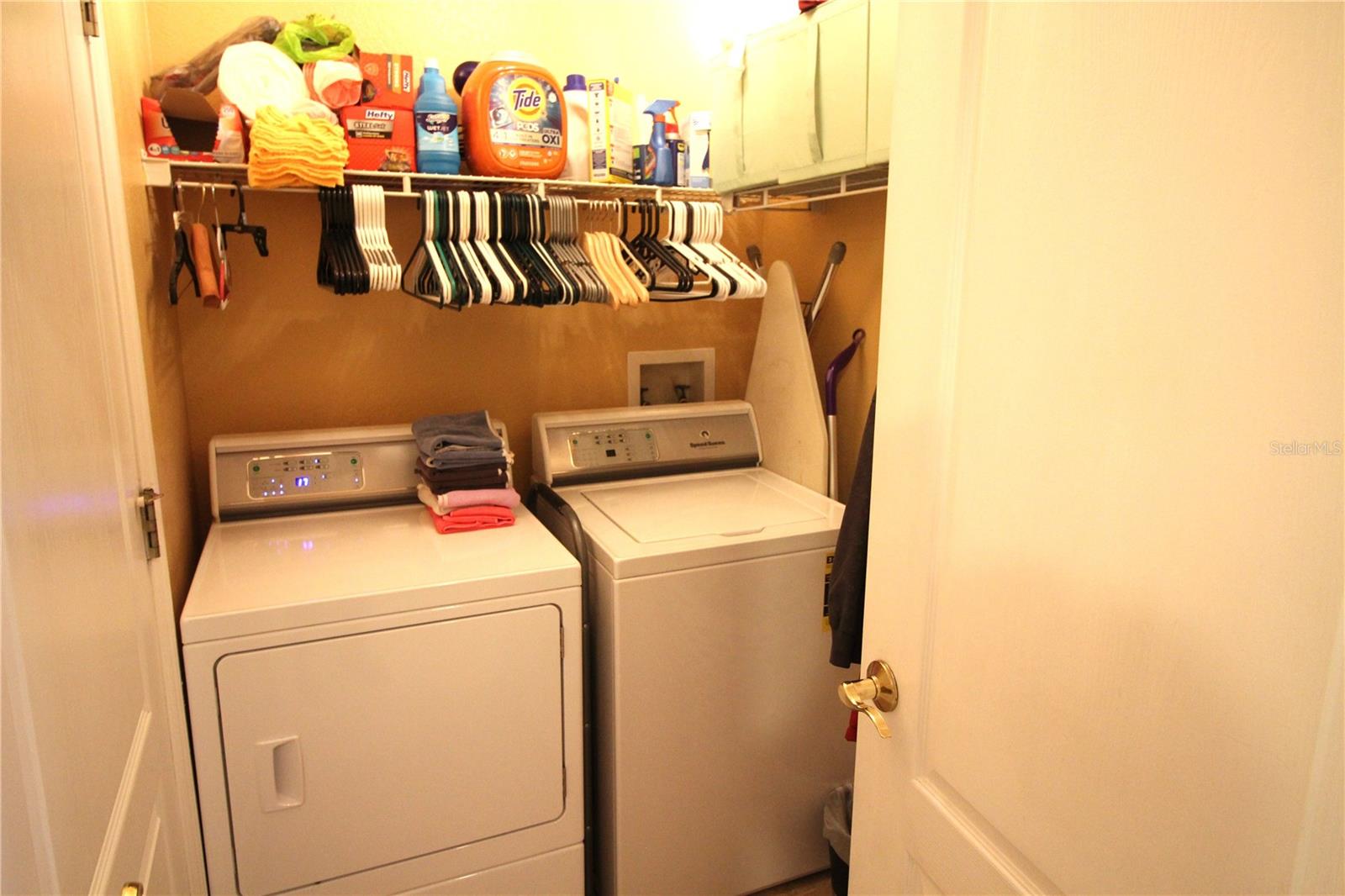 Listing photo id 27 for 9347 Hidden Water Circle