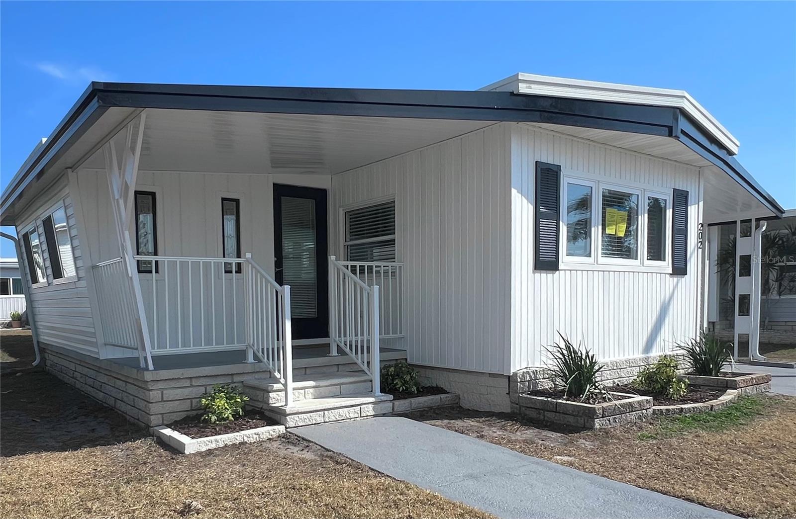 Image 2 of 79 For 1100 Belcher Road S 202