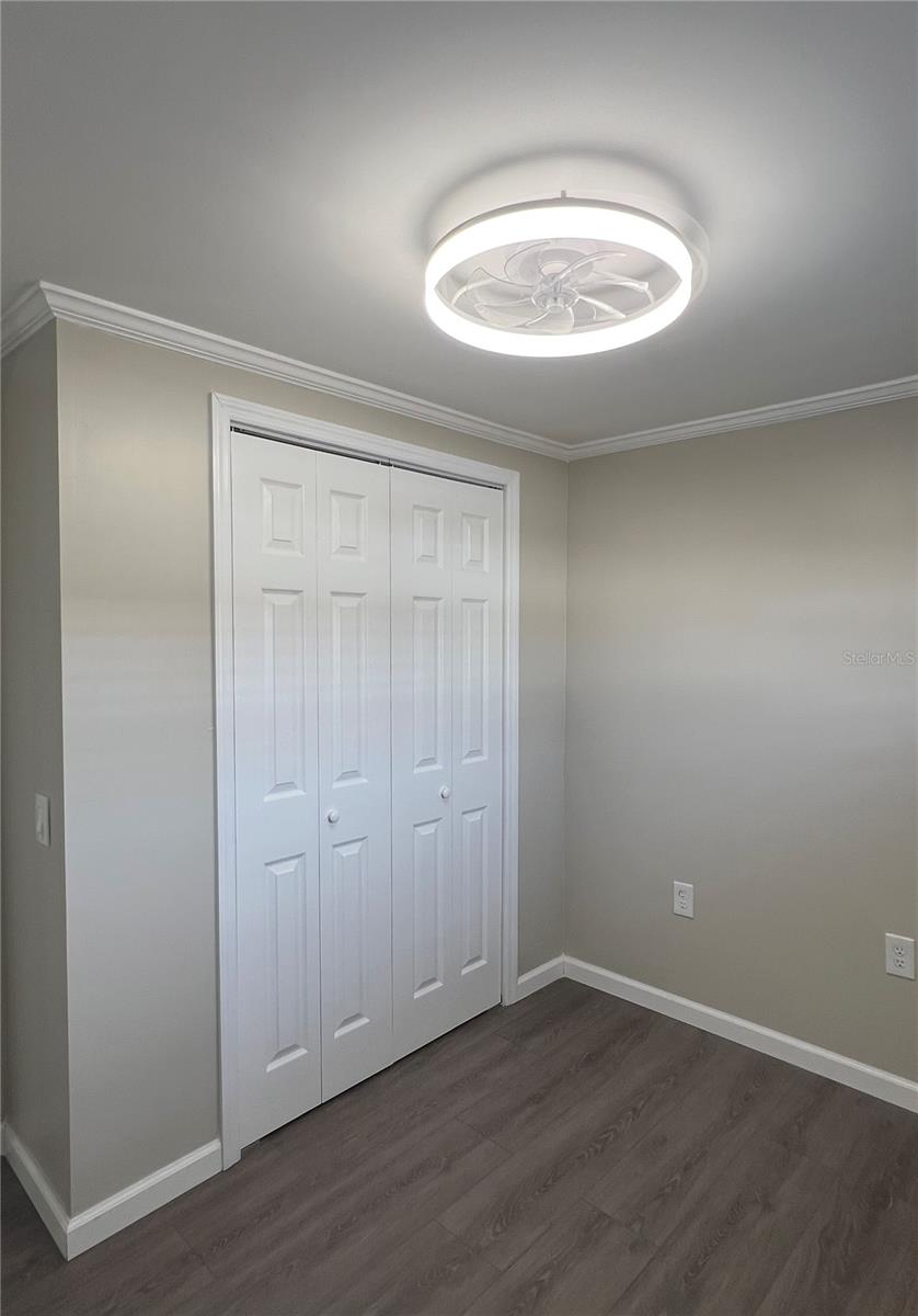 Image 23 of 79 For 1100 Belcher Road S 202