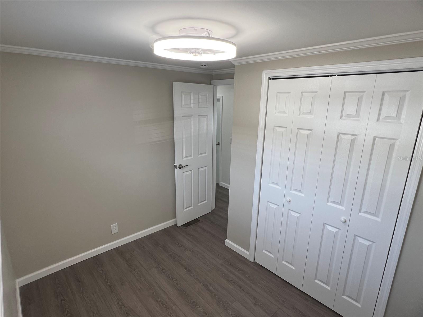 Image 24 of 79 For 1100 Belcher Road S 202