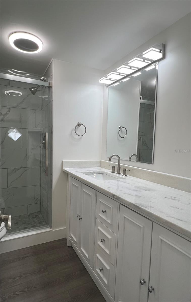 Image 25 of 79 For 1100 Belcher Road S 202