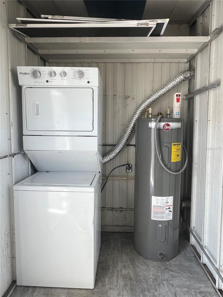 Image 44 of 79 For 1100 Belcher Road S 202