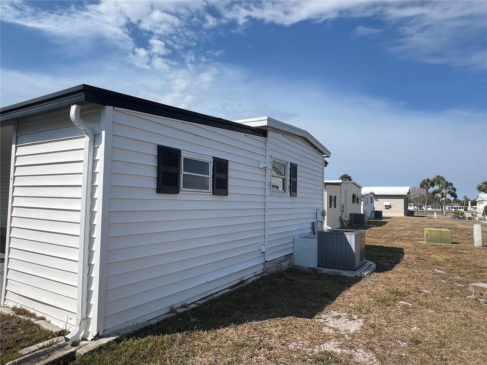 Image 6 of 79 For 1100 Belcher Road S 202