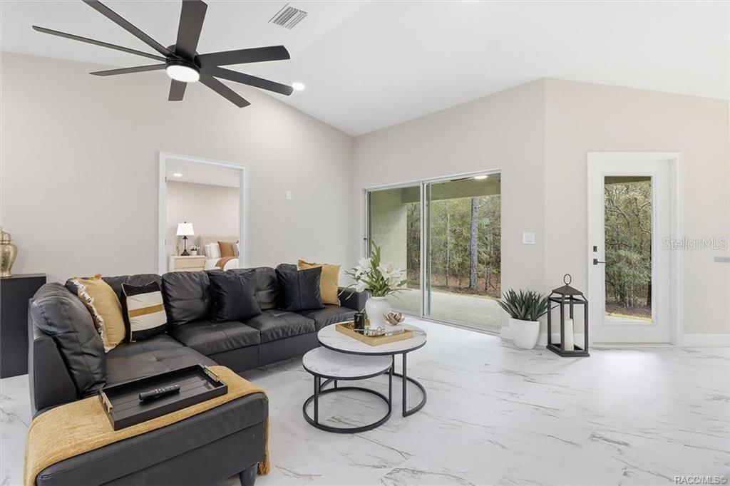 Image 13 of 42 For 7821 Sarazen Drive