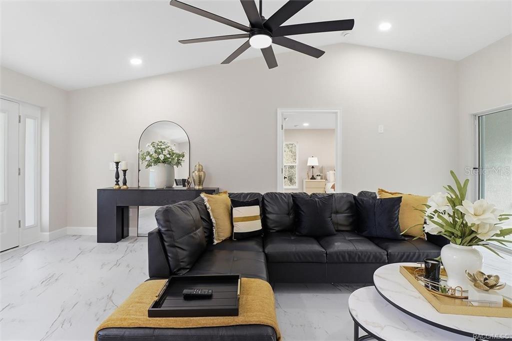 Image 14 of 42 For 7821 Sarazen Drive