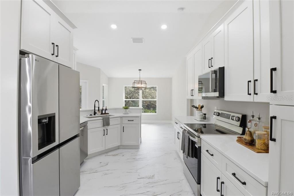 Image 19 of 42 For 7821 Sarazen Drive