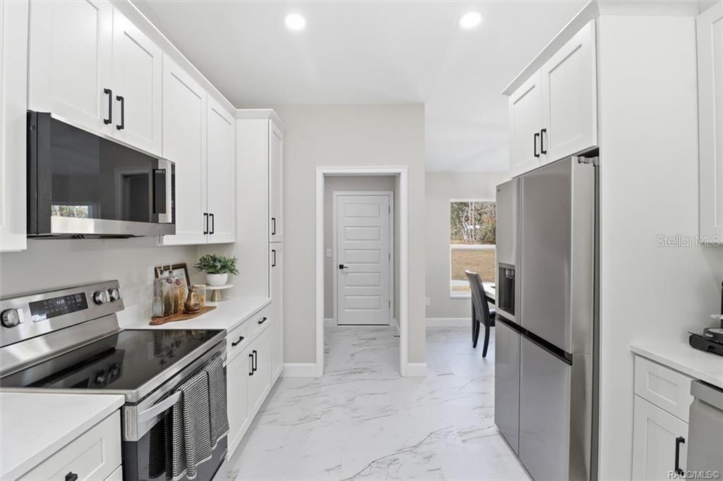 Image 21 of 42 For 7821 Sarazen Drive