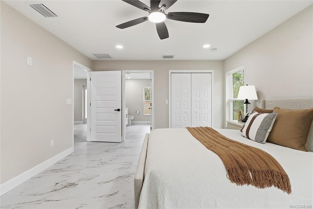 Image 25 of 42 For 7821 Sarazen Drive