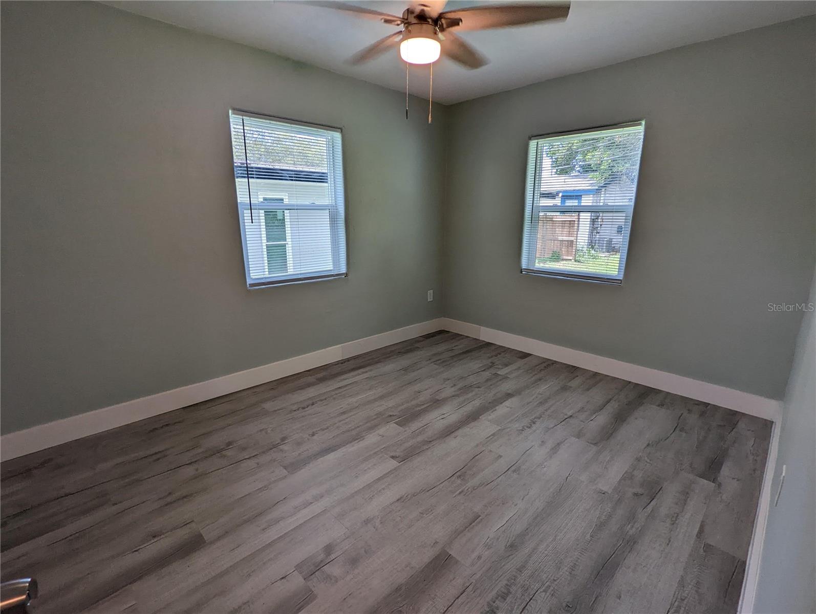 Image 3 of 8 For 1404 San Juan Court