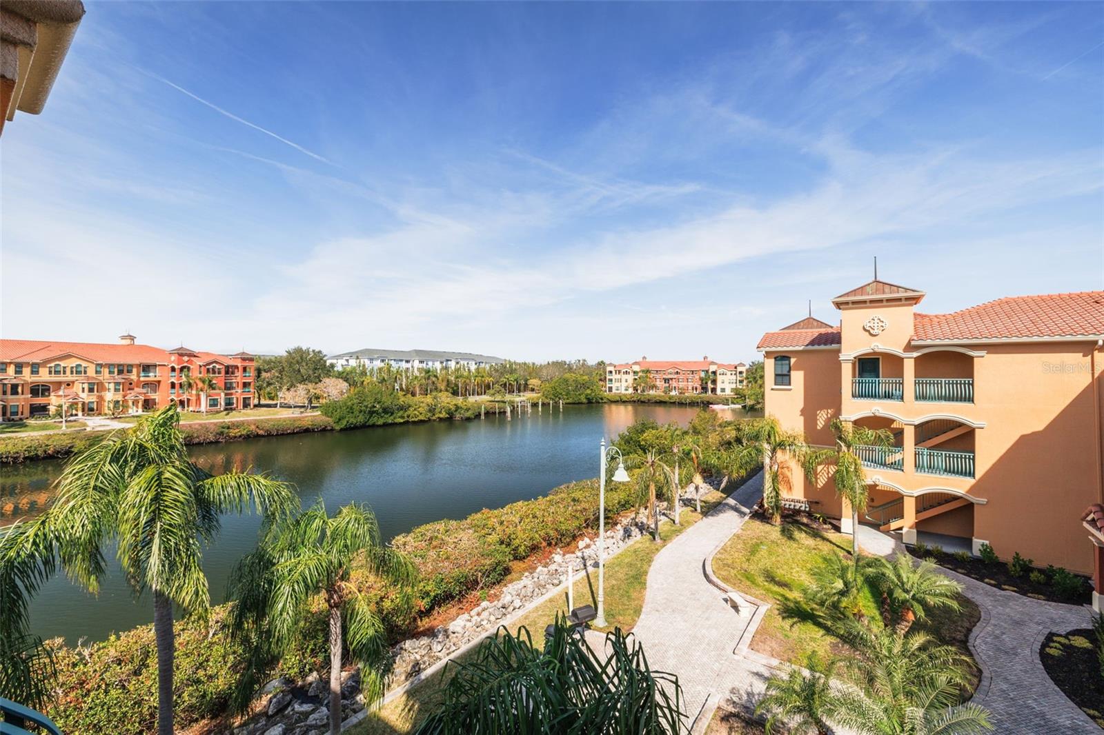 Image 20 of 42 For 2722 Via Tivoli  430a