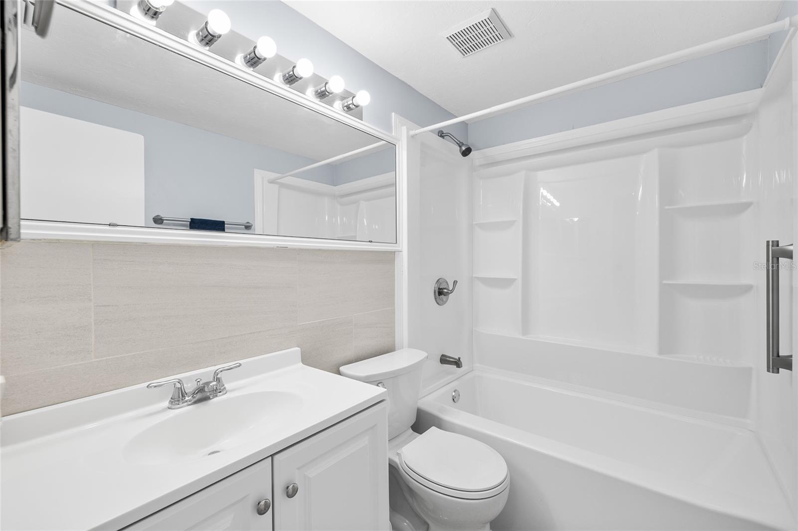 Image 14 of 20 For 4948 Getner Street