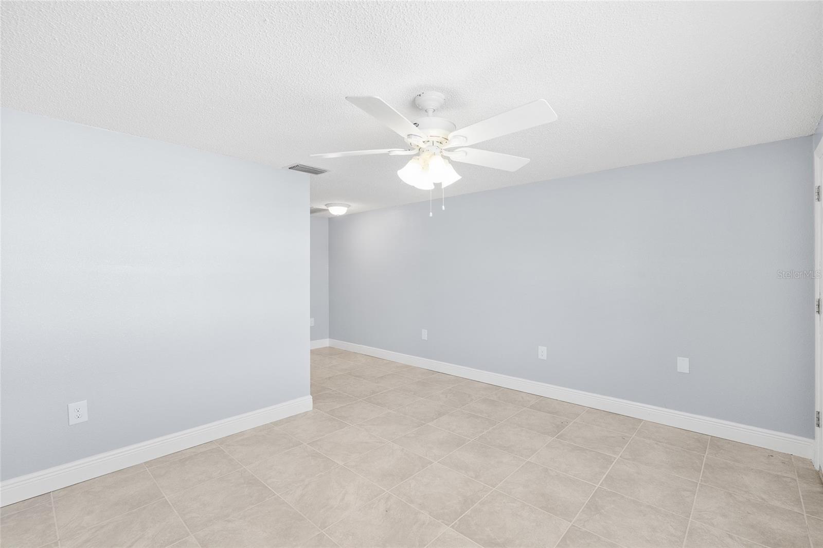 Image 6 of 20 For 4948 Getner Street