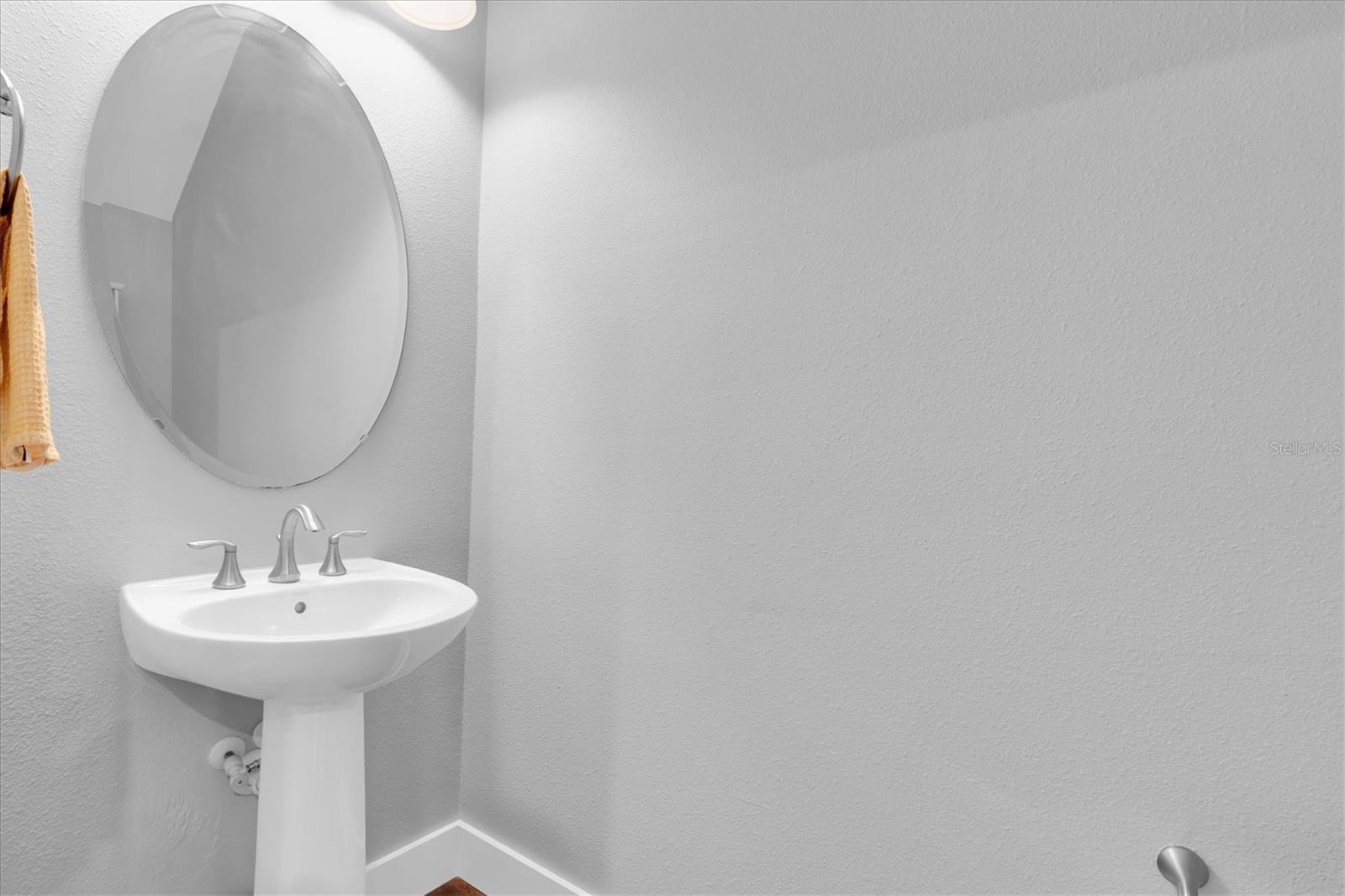 Image 12 of 36 For 5233 Sylvester Loop