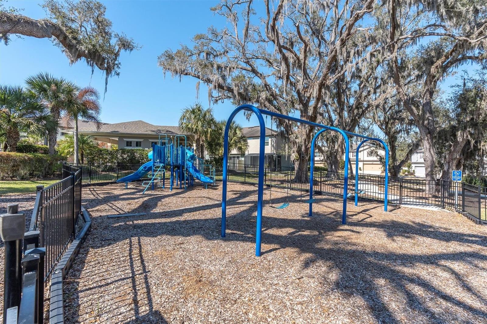 Image 30 of 36 For 5233 Sylvester Loop