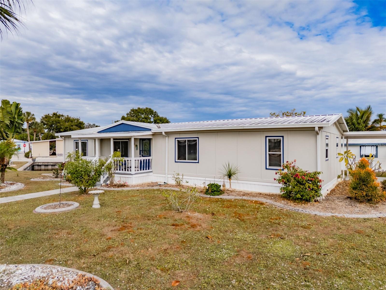 Image 32 of 48 For 143 Saint Annes Cir